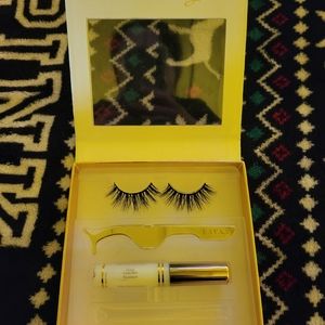 Eye lash set